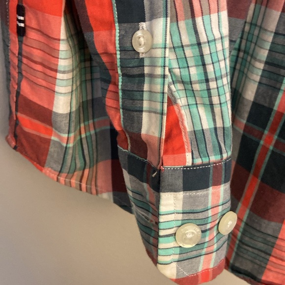 💜Nautica Plaid Button up shirt Men’s size medium - Picture 6 of 8